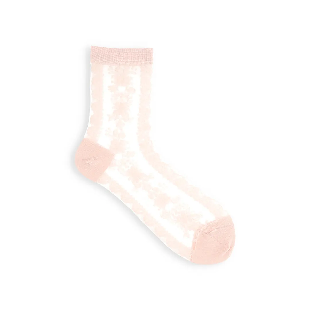 021132284 Sheer Lace Pattern Low Crew Socks