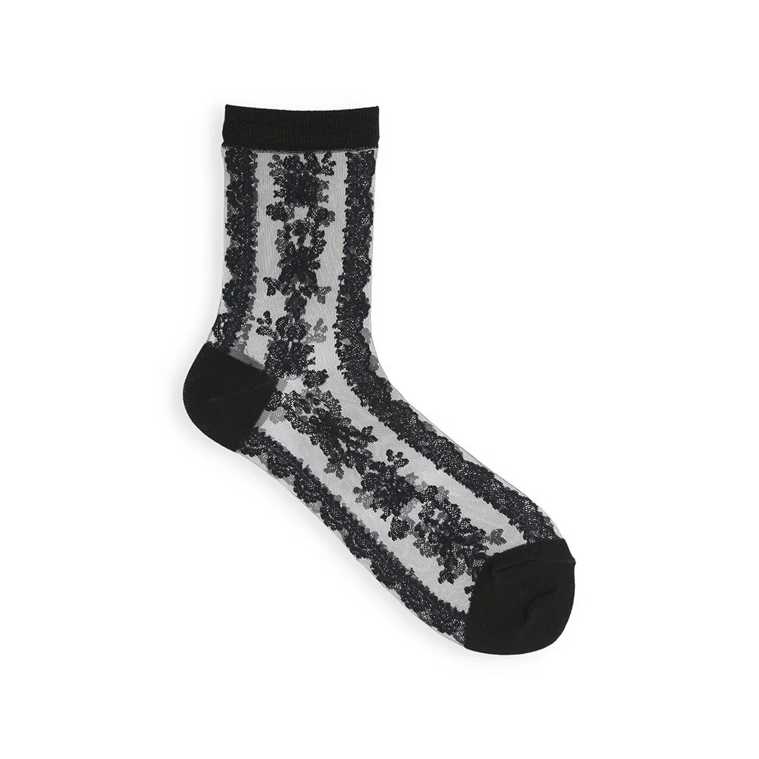 021132284 Sheer Lace Pattern Low Crew Socks