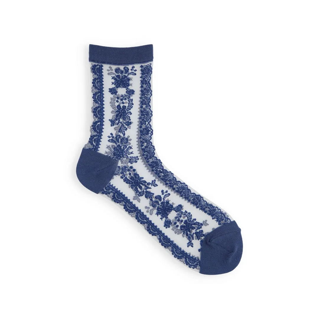 021132284 Sheer Lace Pattern Low Crew Socks