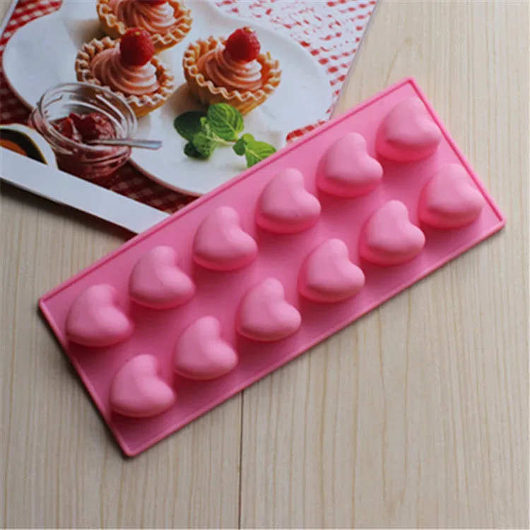 12 cavity Heart Shape Cake Mold Flexible Silicone Soap Mold D009