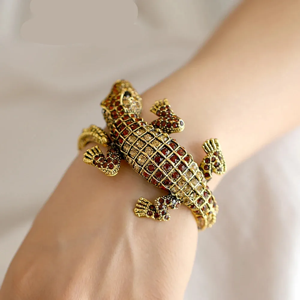 Beautiful Vintage Crocodile Bangle