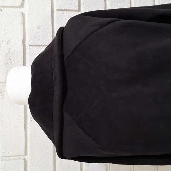 Calvin Klein Performace Black Zip-Up Fleece Jacket. Size Medium NWT