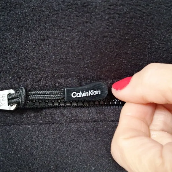 Calvin Klein Performace Black Zip-Up Fleece Jacket. Size Medium NWT