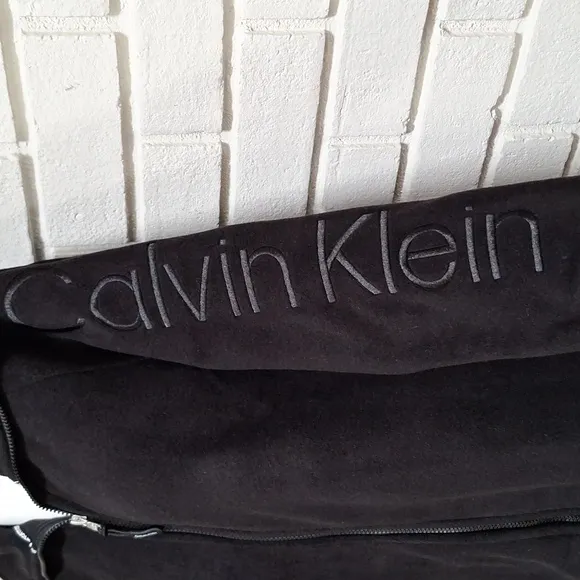 Calvin Klein Performace Black Zip-Up Fleece Jacket. Size Medium NWT