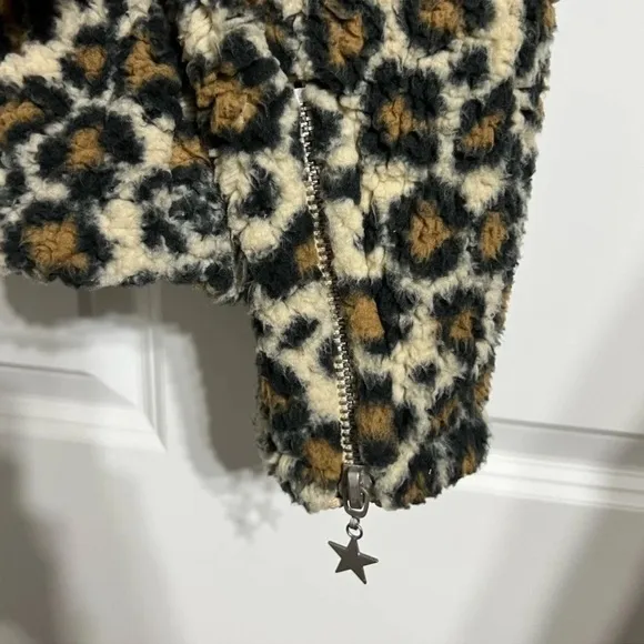 Chaser Zip Sherpa Hooded Animal Print full zip jacket NWT