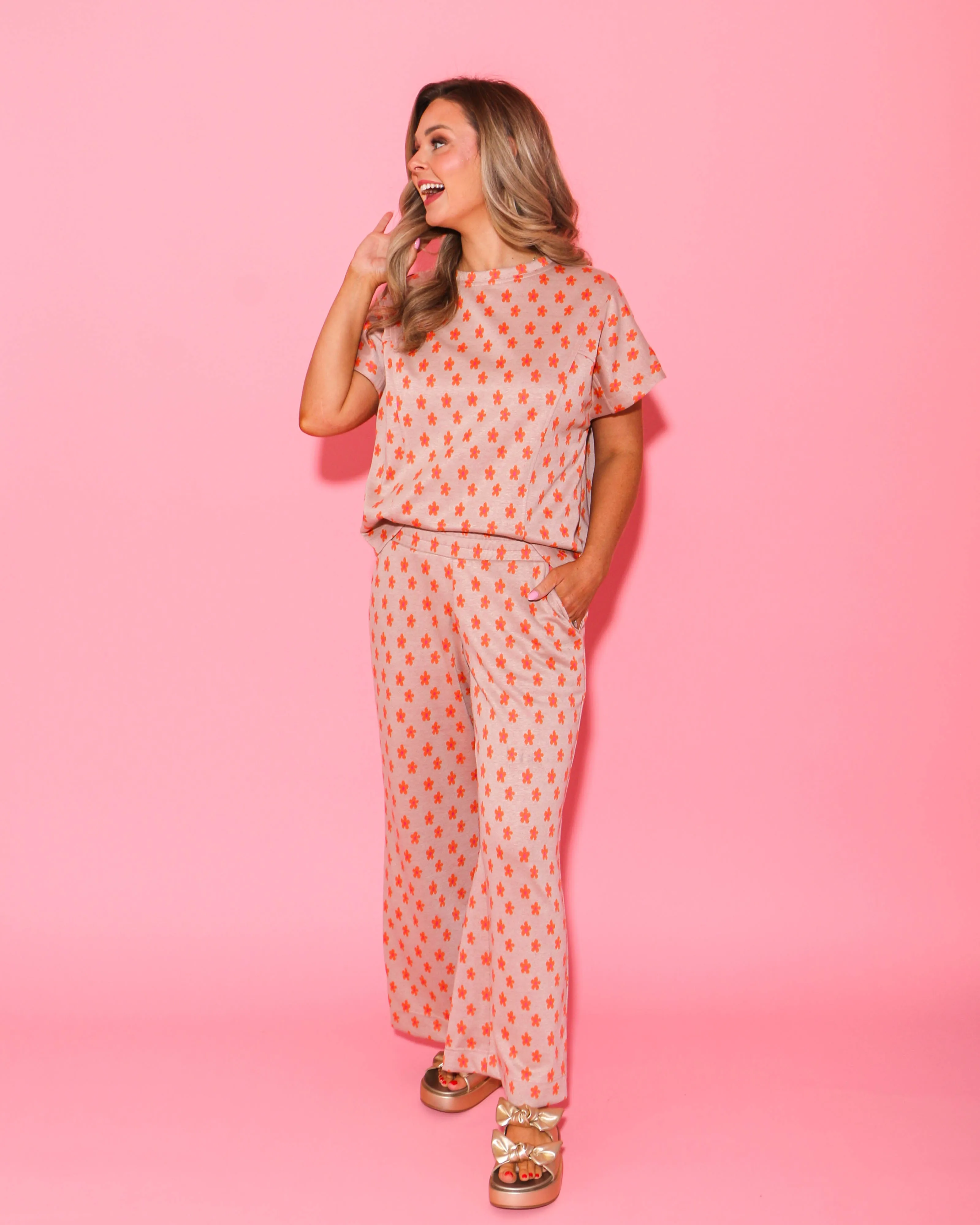 Daisy Cap Sleeve Pullover and Knit Pant Set
