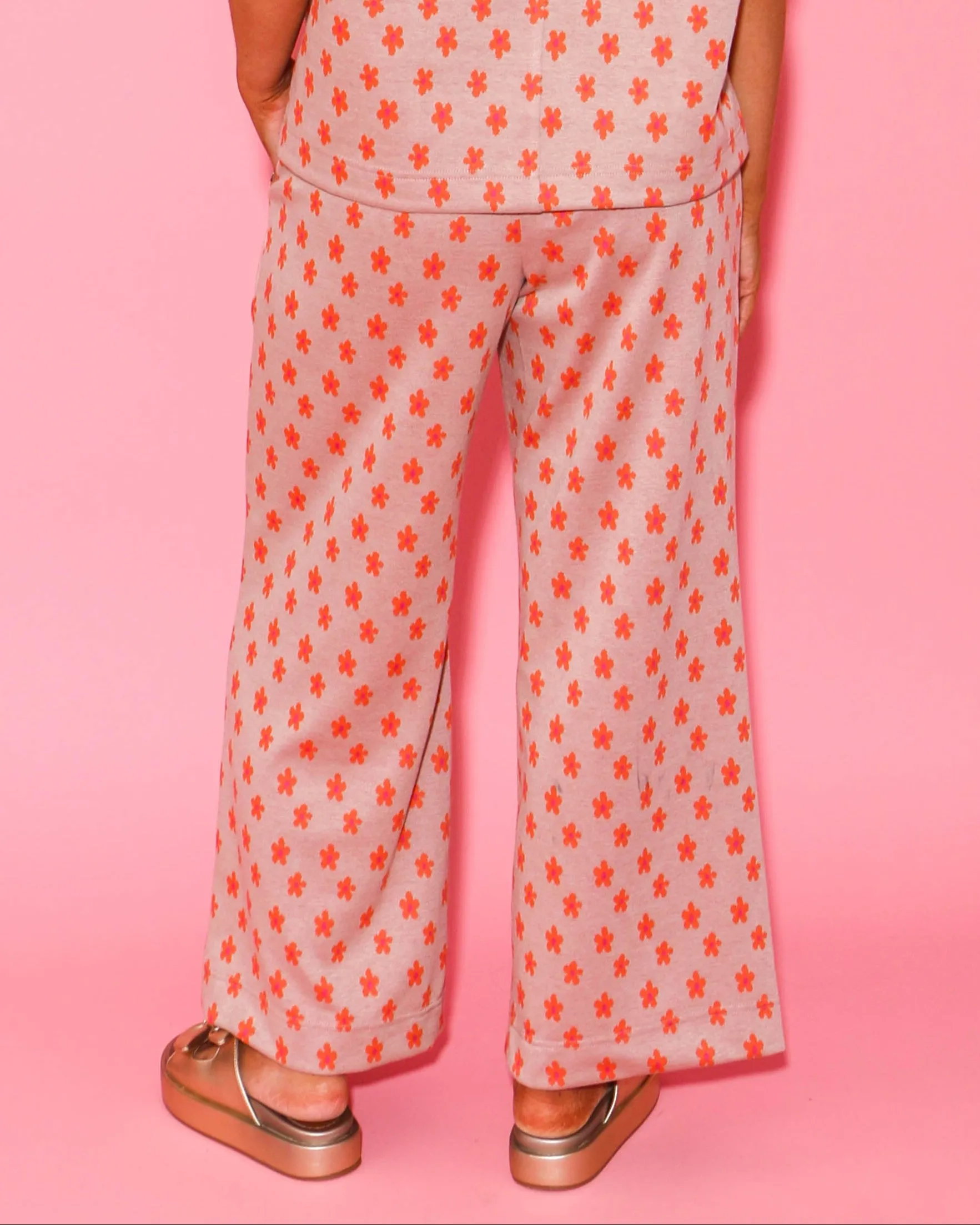 Daisy Cap Sleeve Pullover and Knit Pant Set