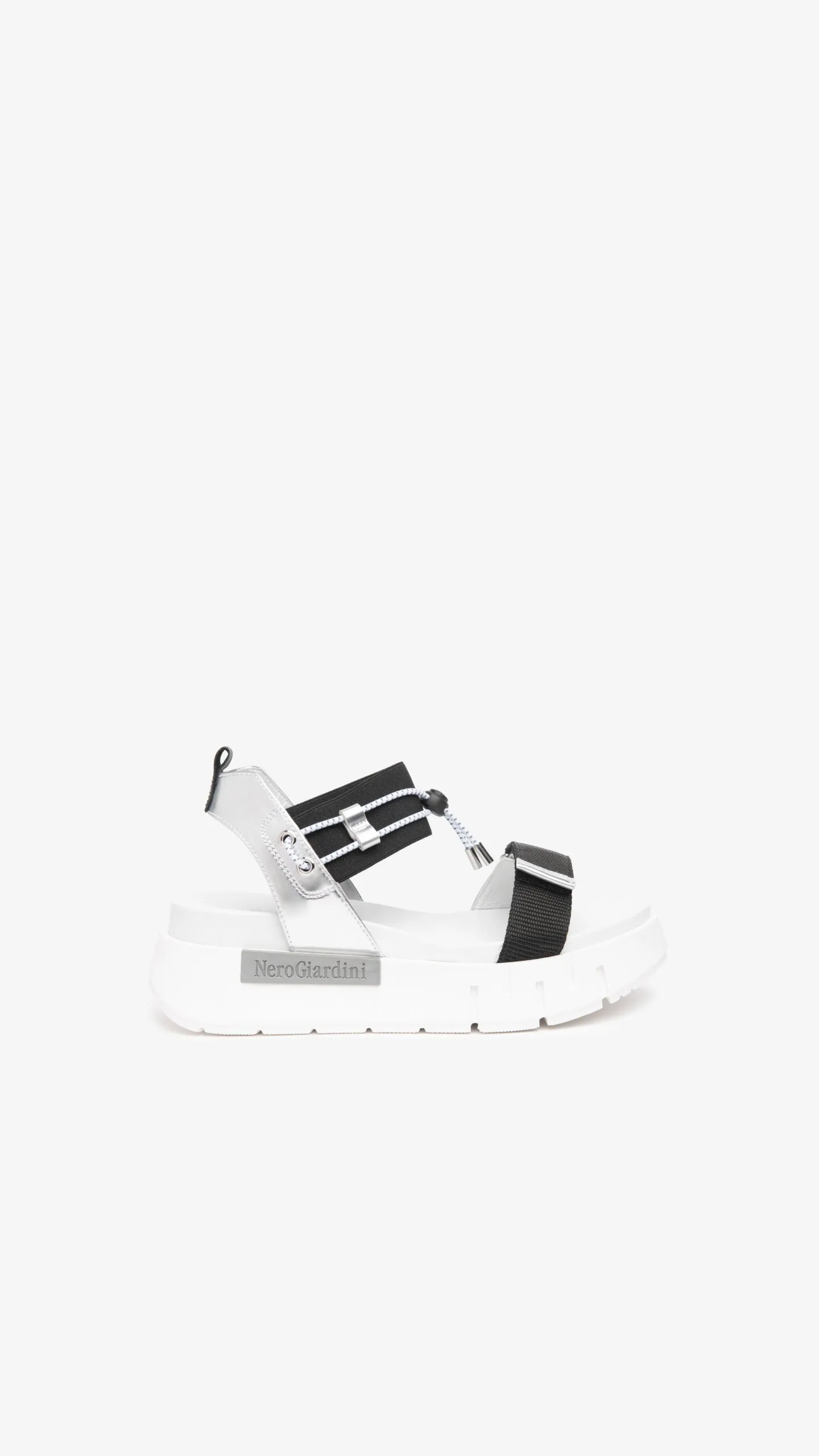 E219025D | Black