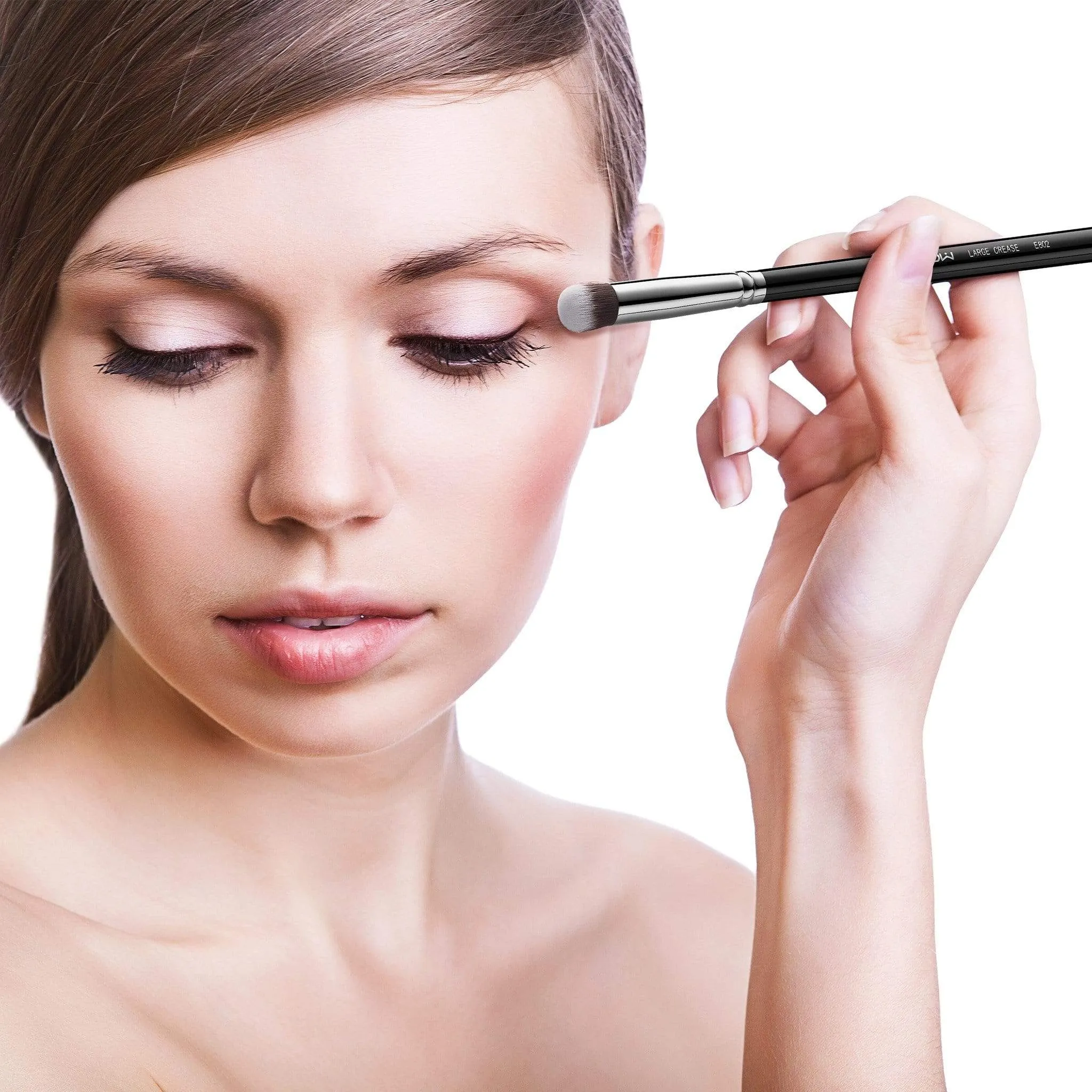 E802 - LARGE CREASE BRUSH