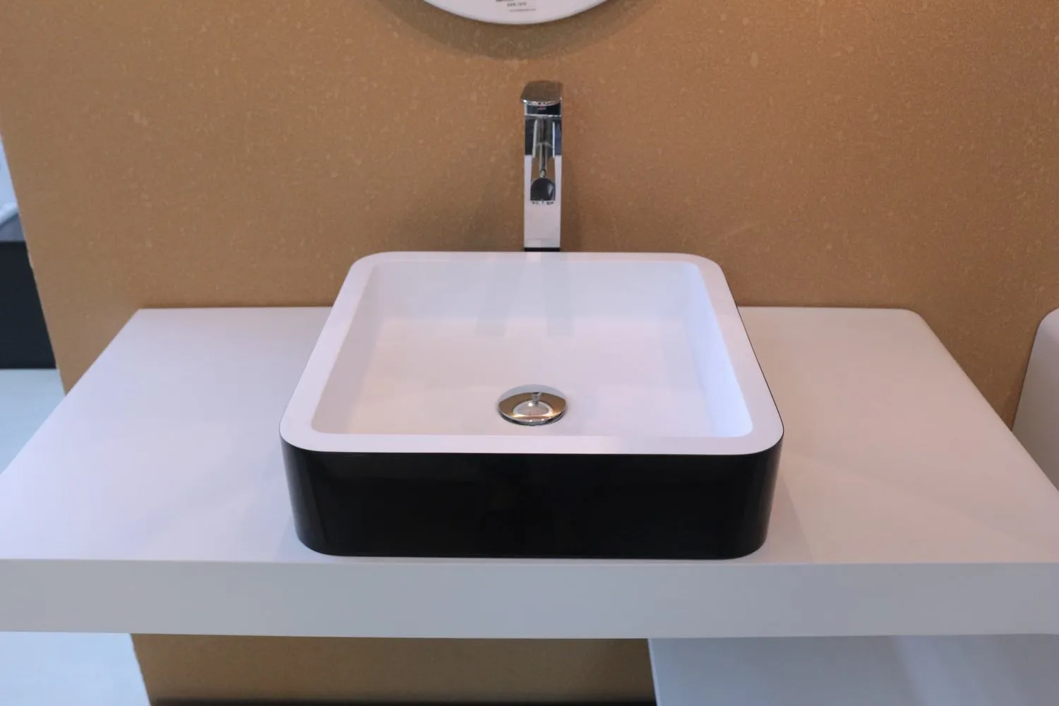 Hugi Matte Black & White Stone Basin - 400mm - B1154