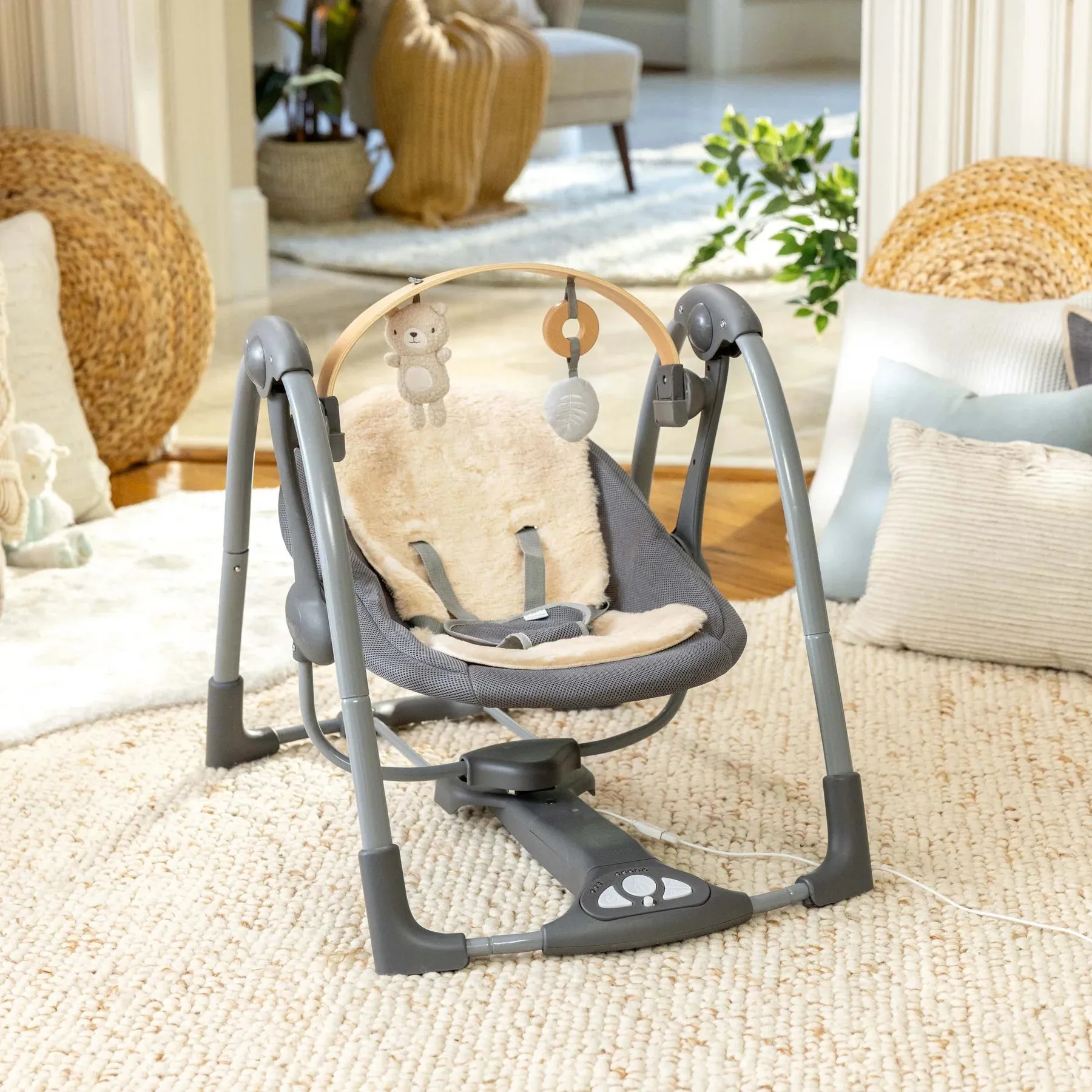 Ingenuity Every Season Swing 'n Go Portable Swing (Wesley)