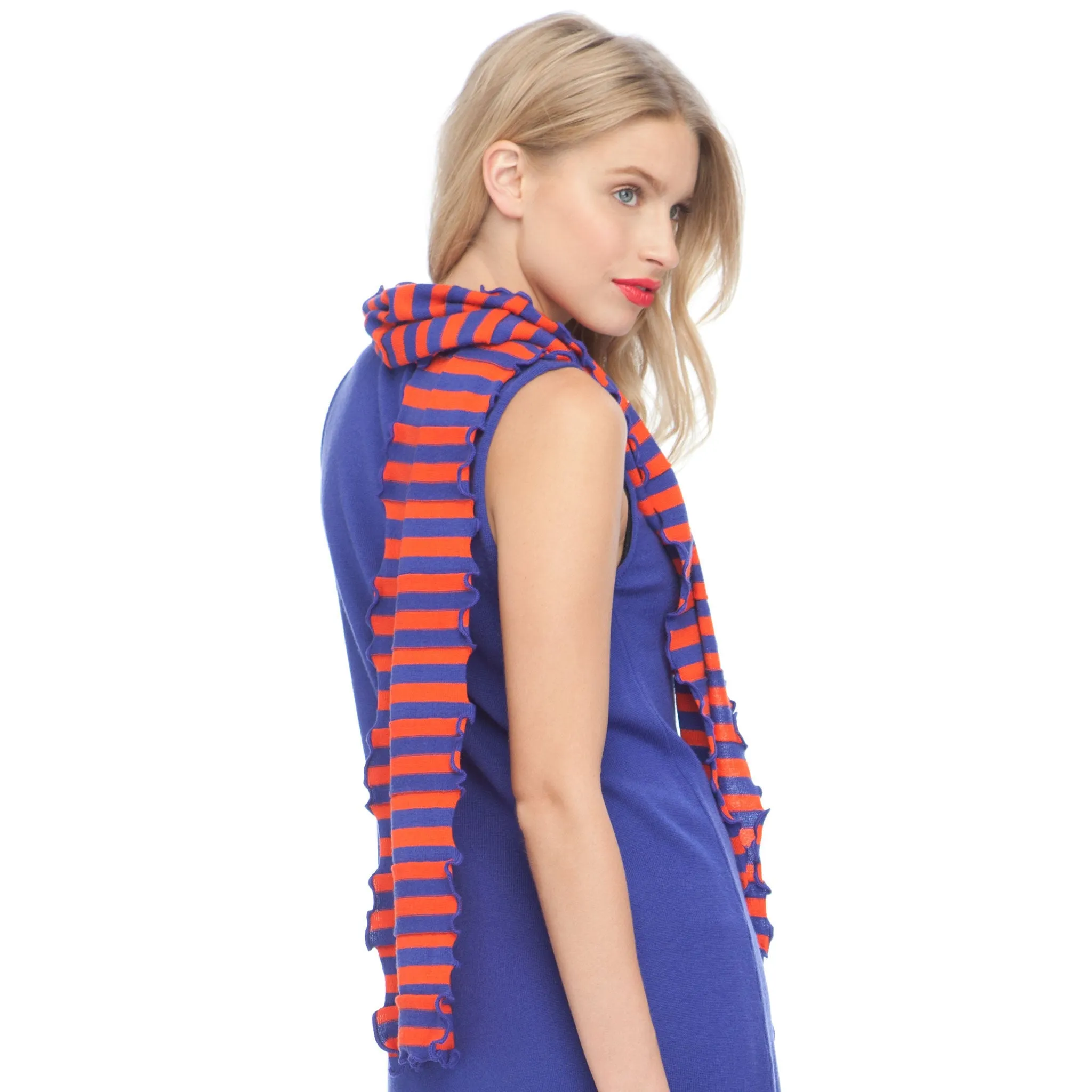 LETTUCE EDGE SCARF