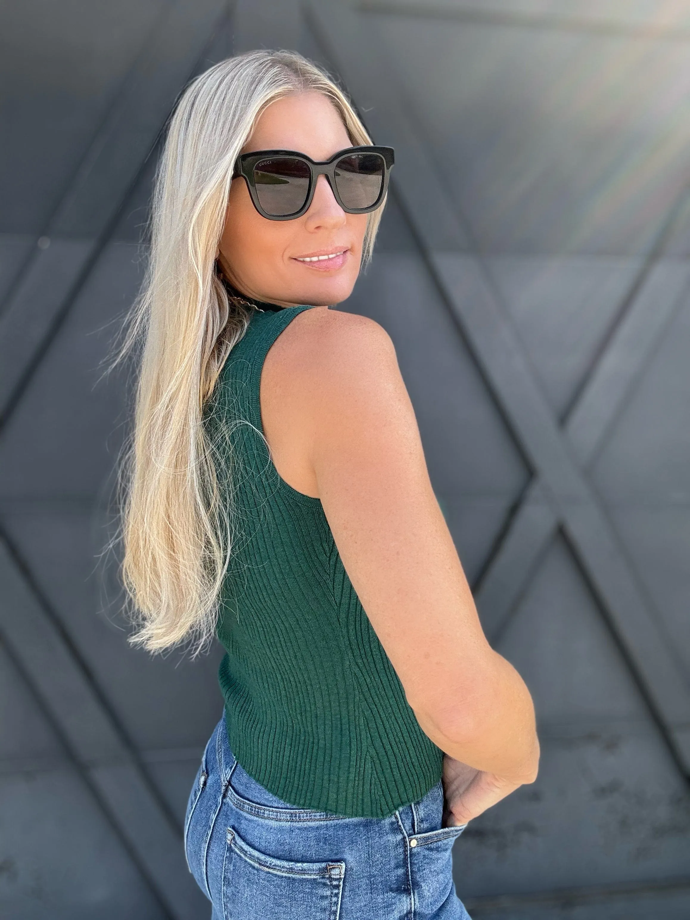 Mock Neck Sleeveless Sweater Knit Top In Dark Green