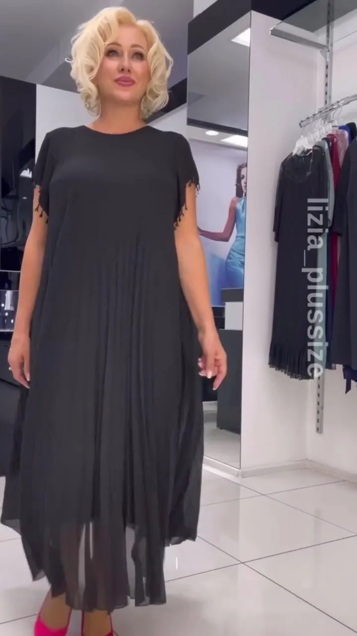 Naliya | Perfect Plus-Size Maxi Dress