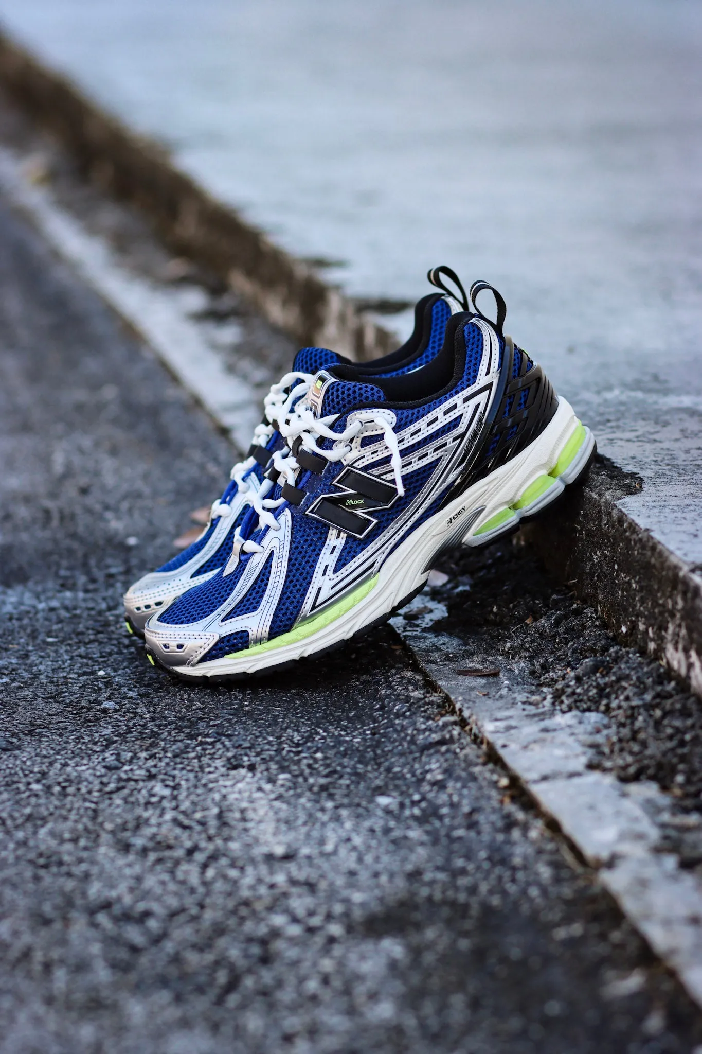 New Balance 1906R- Blue/Volt