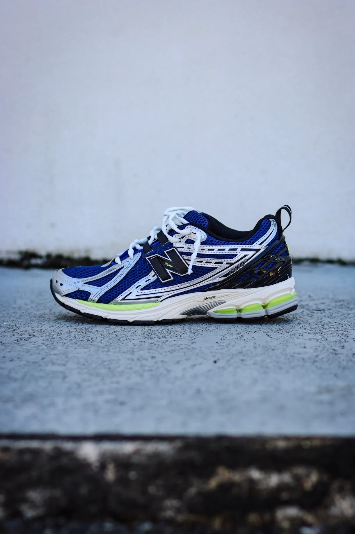 New Balance 1906R- Blue/Volt