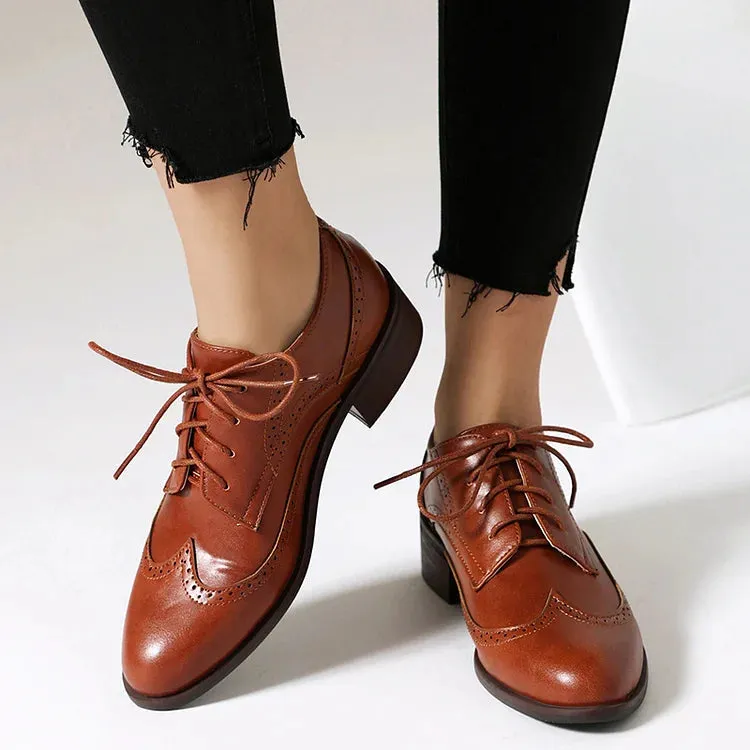 Oxford brogue casual con punta a punta e lacci color block