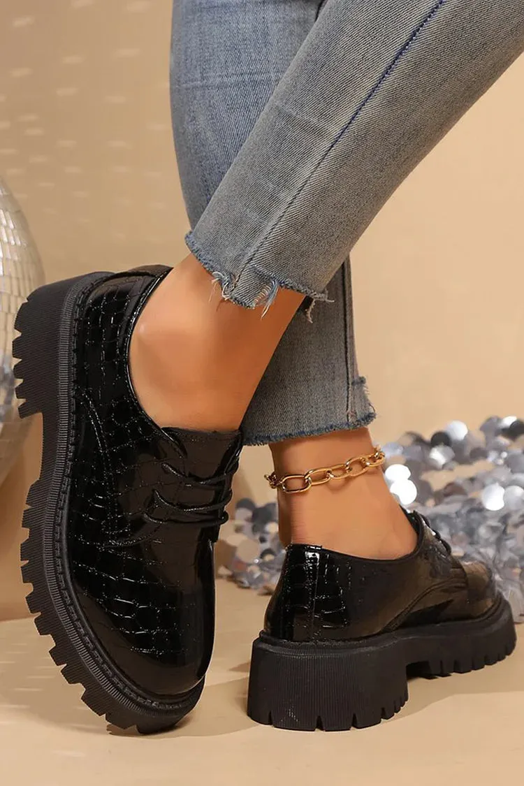 Oxfords con lacci e punta tonda tinta unita con stampa coccodrillo 