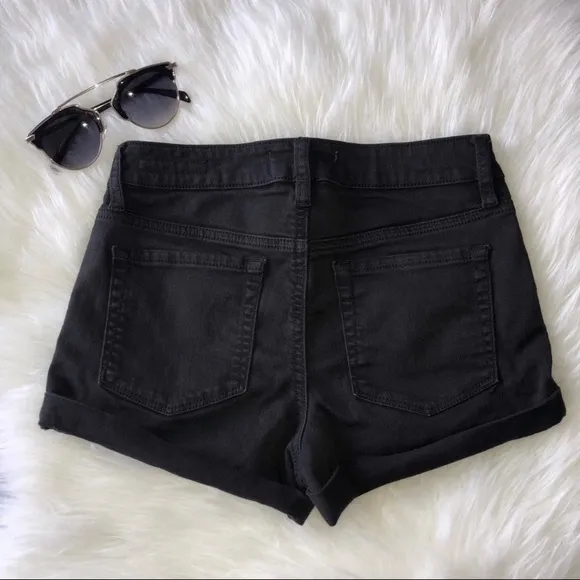 PacSun “ The Shortie ” Black Jean Shorts Black Stretch Denim Shorts Size 25