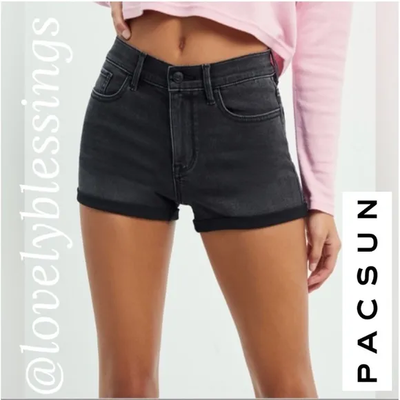 PacSun “ The Shortie ” Black Jean Shorts Black Stretch Denim Shorts Size 25