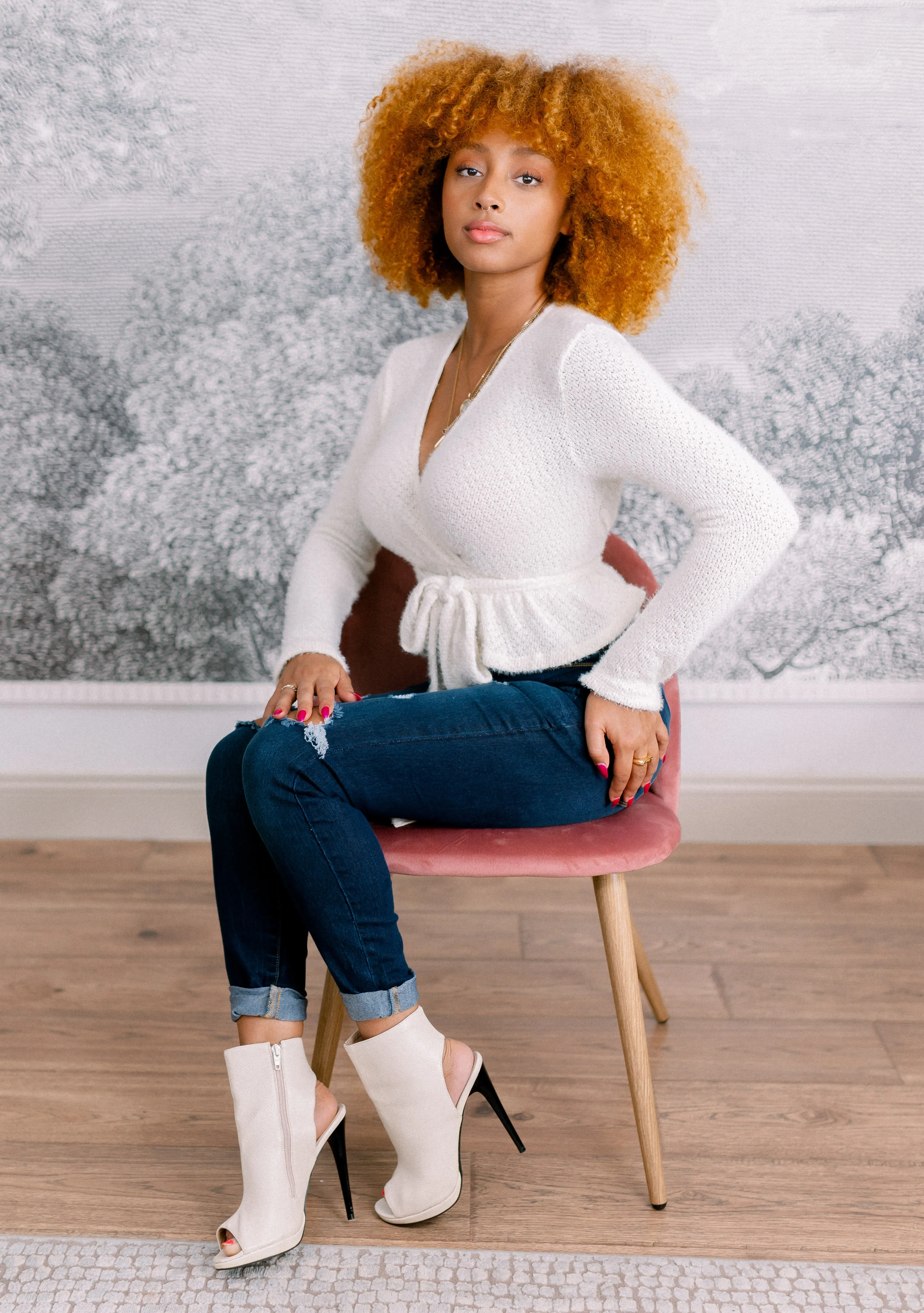 Suzzie Tie Sweater (Cream)