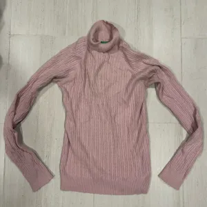 United Colors of Benetton Pink Cable Knit Turtleneck Sweater size Small