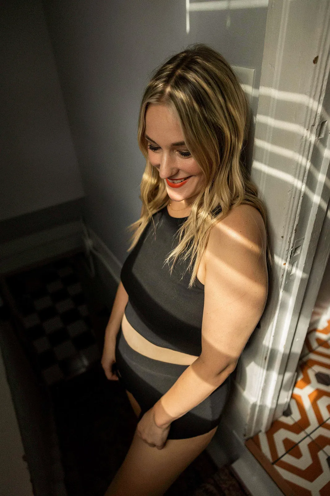 vada winter x discreture rib tank in black