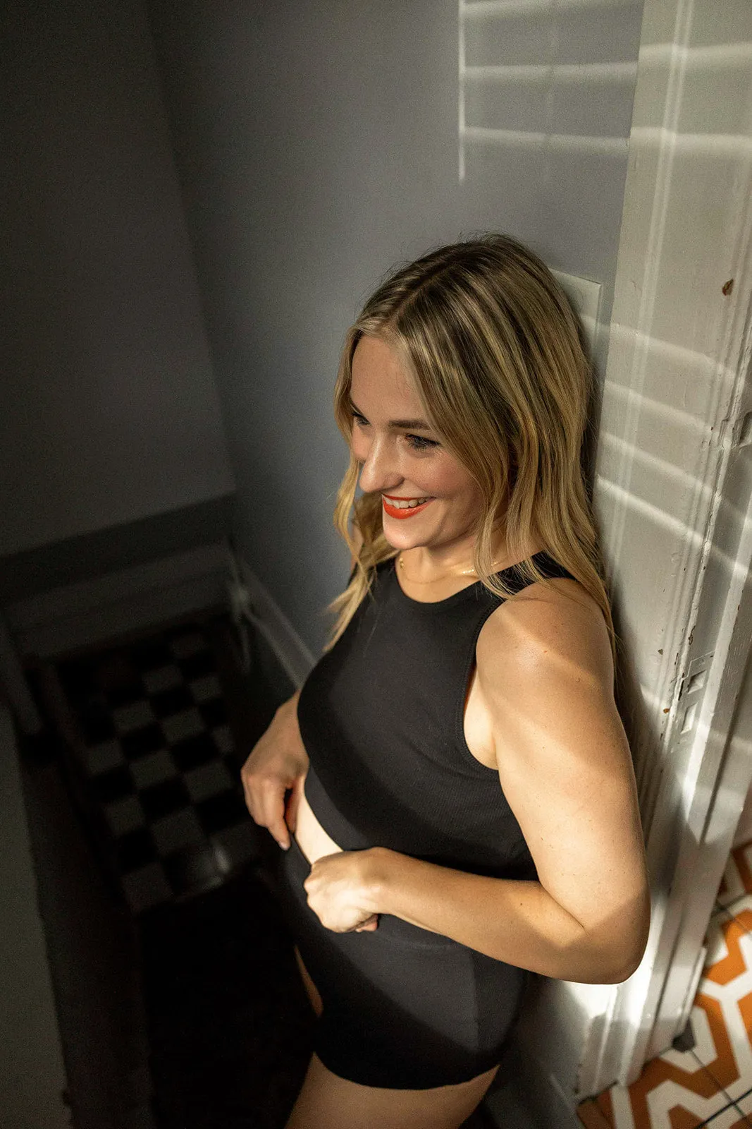 vada winter x discreture rib tank in black