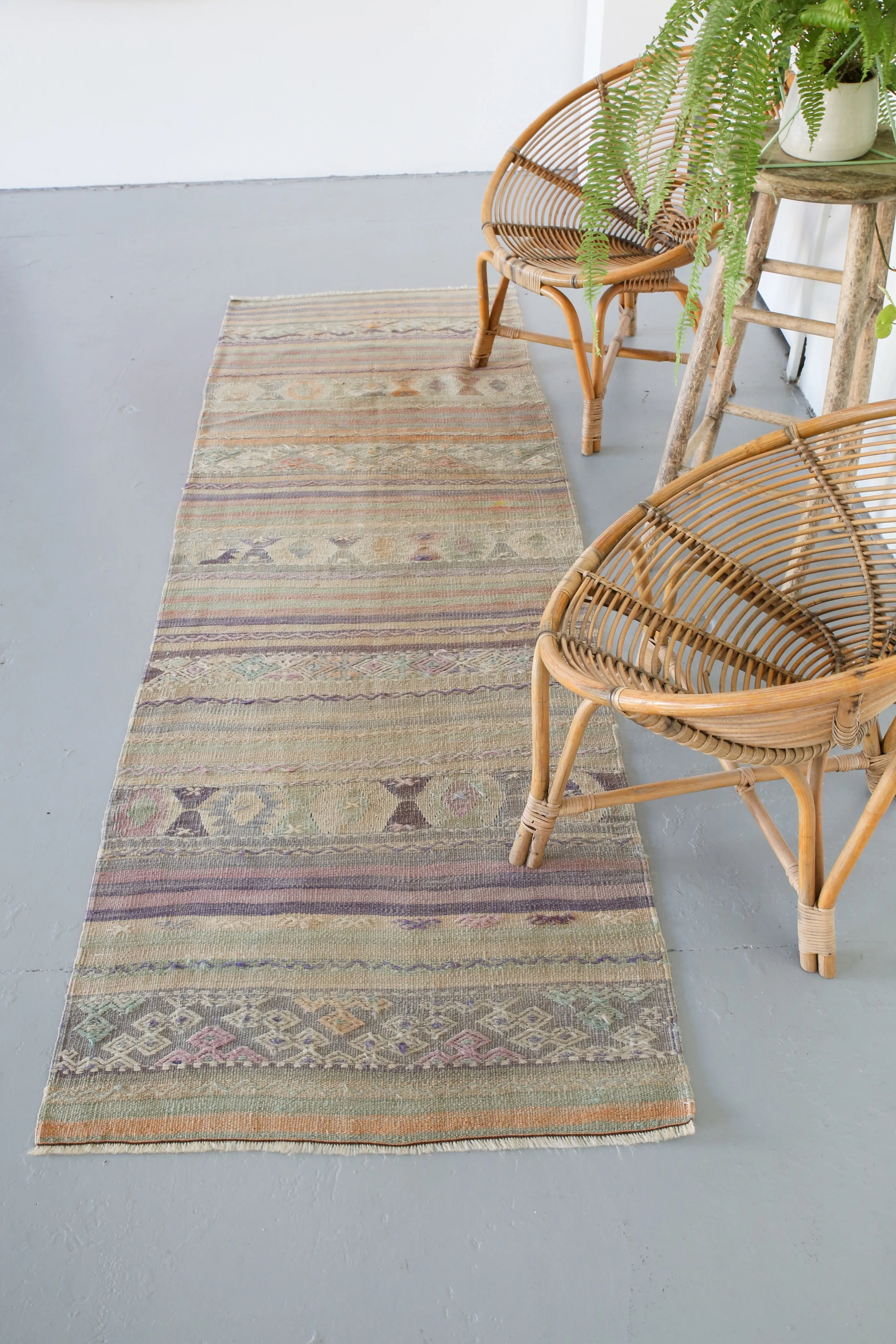 Vintage Anatolian Kilim Runner 2.9ftx8.2ft
