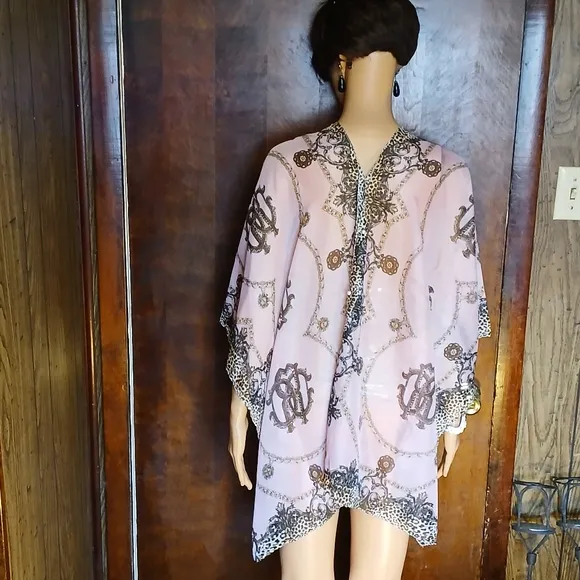 Woman pink floral shaw(1x