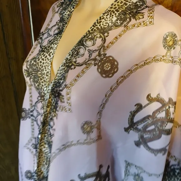 Woman pink floral shaw(1x
