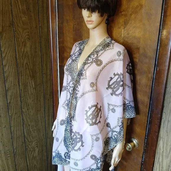 Woman pink floral shaw(1x