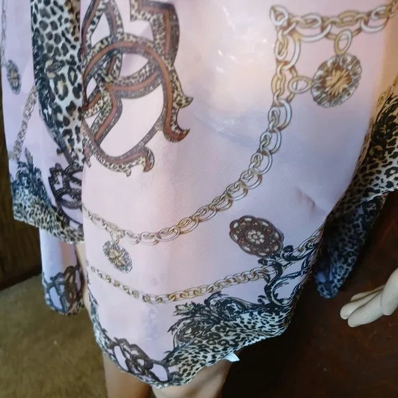 Woman pink floral shaw(1x