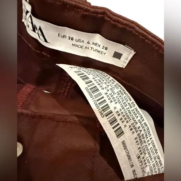 Zara Burgundy Coated Mom fit Shorts size 4